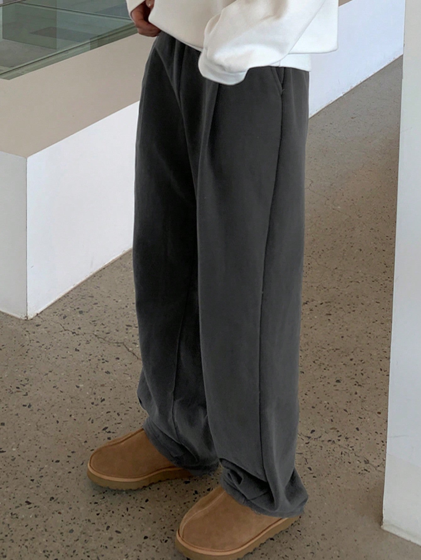Men's Elastic Waist Straight Leg Casual Streetwear Solid Color Sweatpants