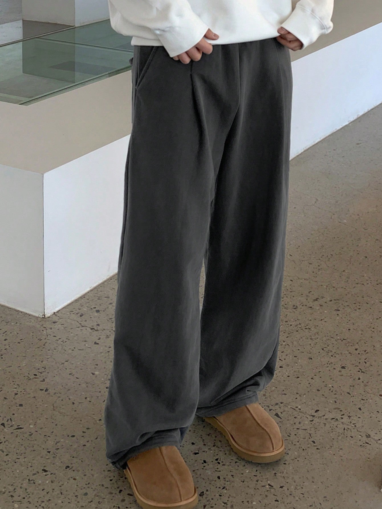 Men's Elastic Waist Straight Leg Casual Streetwear Solid Color Sweatpants