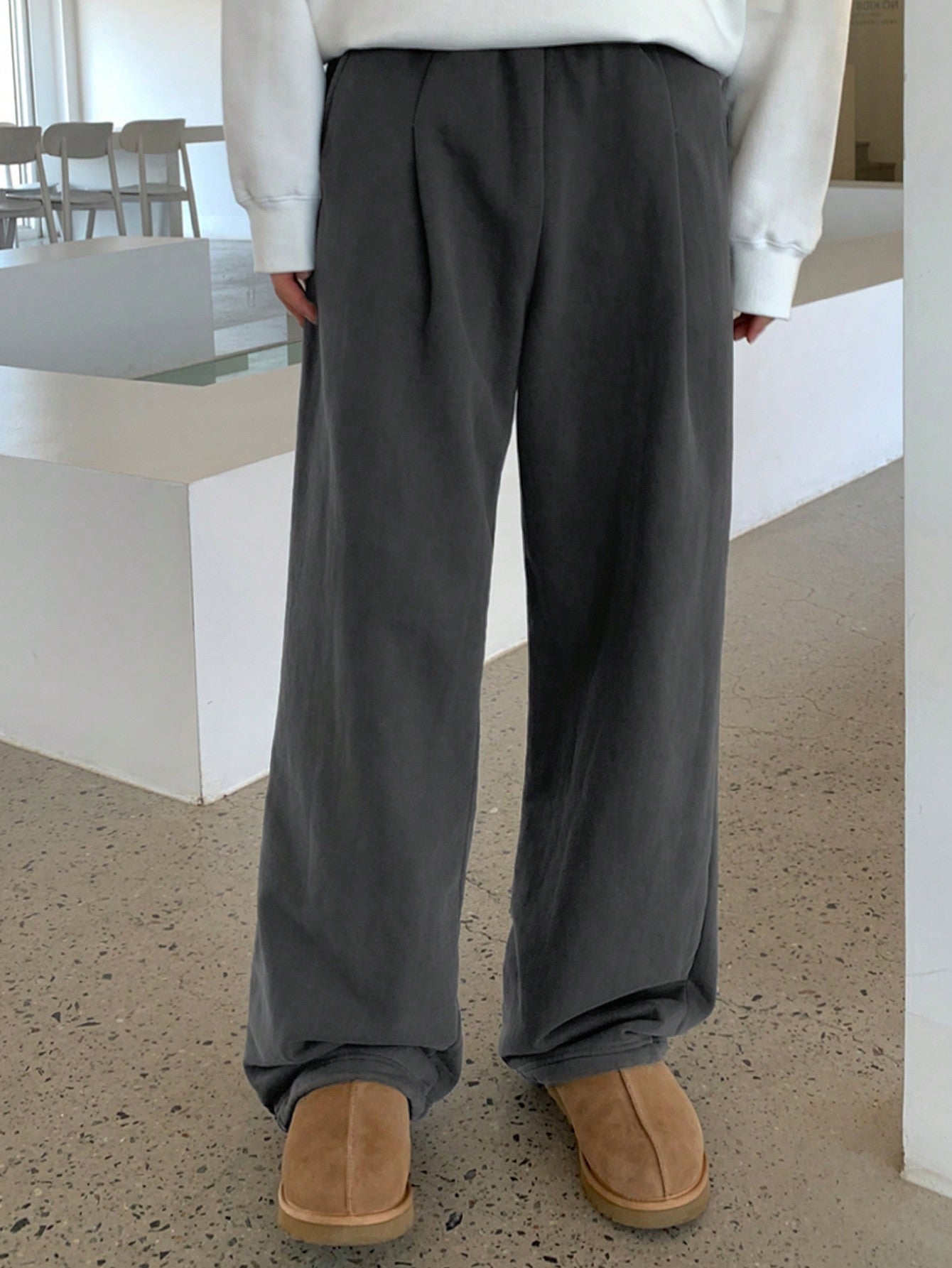 Men's Elastic Waist Straight Leg Casual Streetwear Solid Color Sweatpants