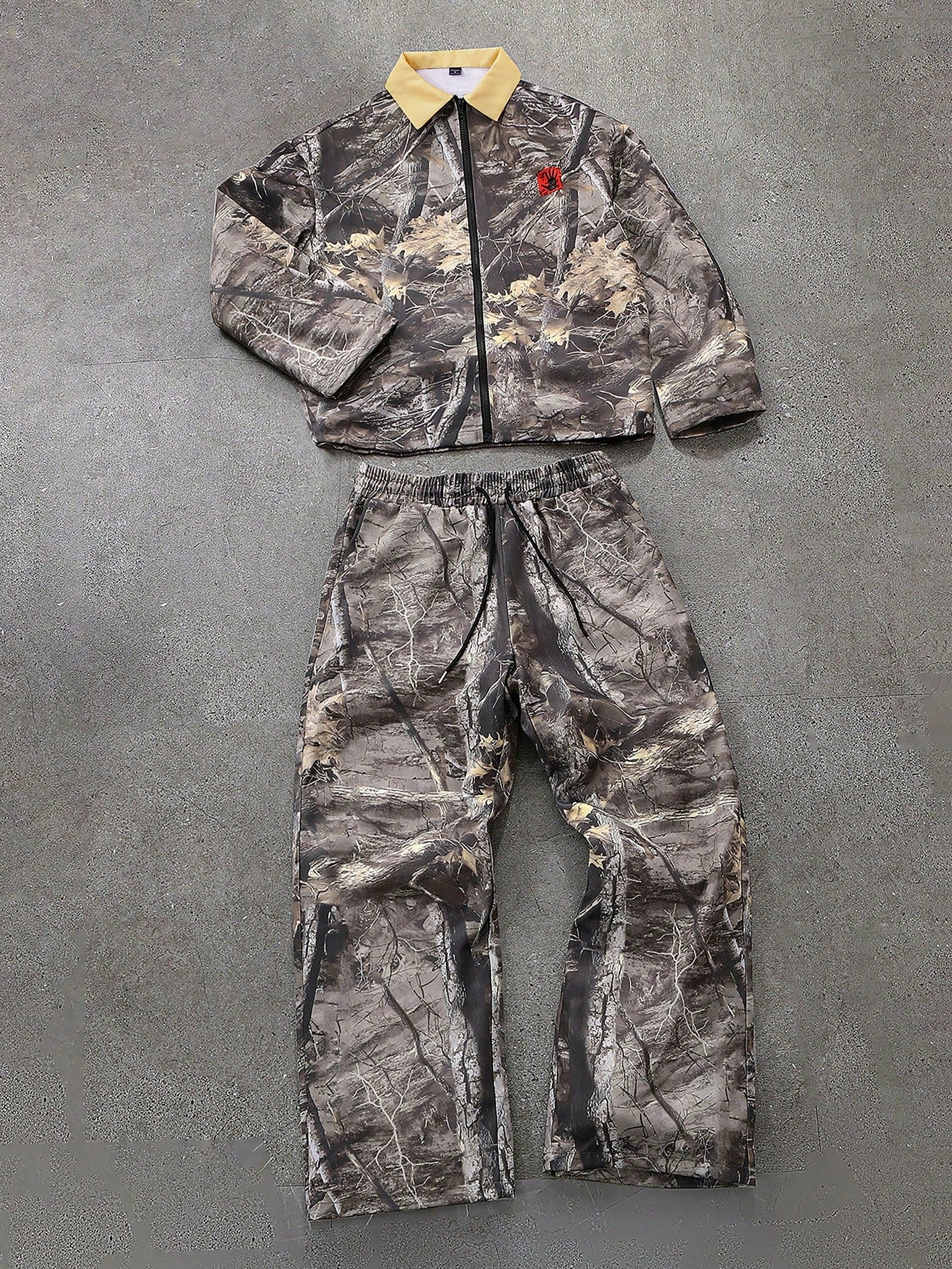 Camo Men's Young Street Style INS Trendy Bionic Camouflage Digital Print Lapel Zipper Jacket Set ,Camo Cargo Set ,Men Two Piece Outfits ,Khaki Men Pants